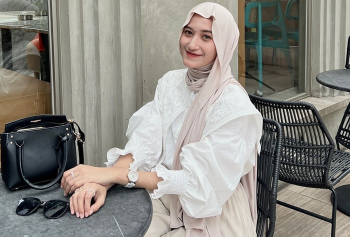 Tri Alvianti Putri Susrivani.