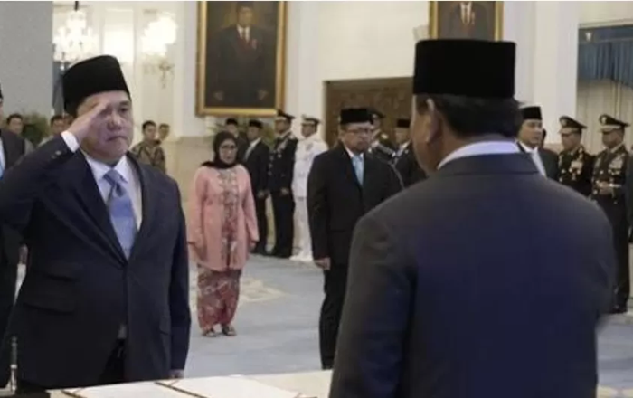 Prabowo Subianto Lantik Erick Thohir Jadi Menpora Baru, Gantikan Dito Ariotedjo
