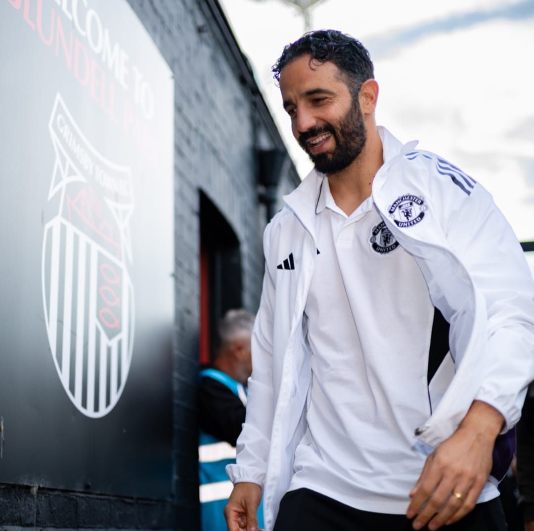 Kondisi internal tim Manchester United kian memanas usai sang manajer, Ruben Amorim, tantang manajemen.