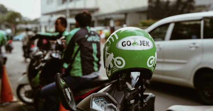 Presiden Prabowo menyebut penghasilan ojol naik hingga 3 kali lipat.