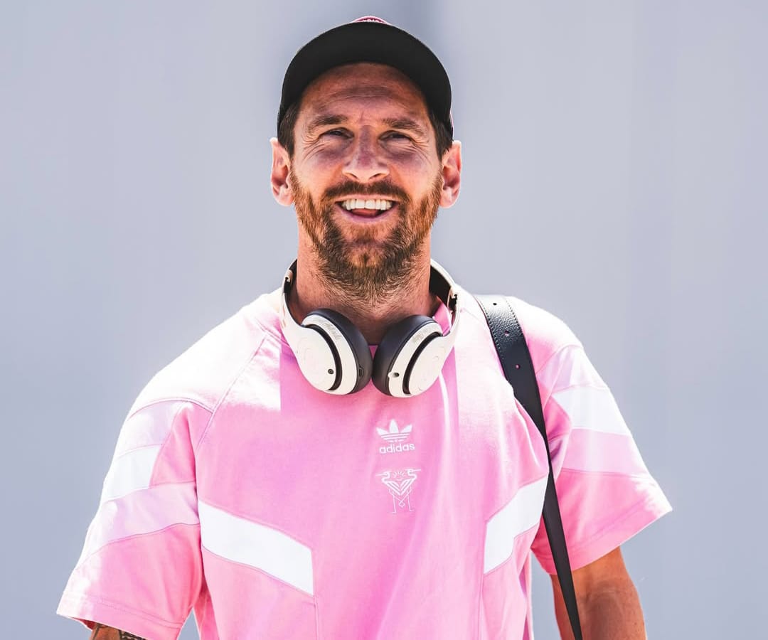 Pemain Inter Miami, Lionel Messi, menilai rekannya di timnas Argentina, Lautaro Martinez, layak mendapatkan gelar Ballon d