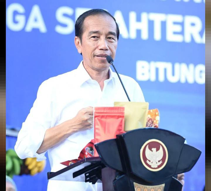Mantan Presiden Jokowi resmi ditunjuk sebagai Dewan Penasihat Global Bloomberg New Economy.