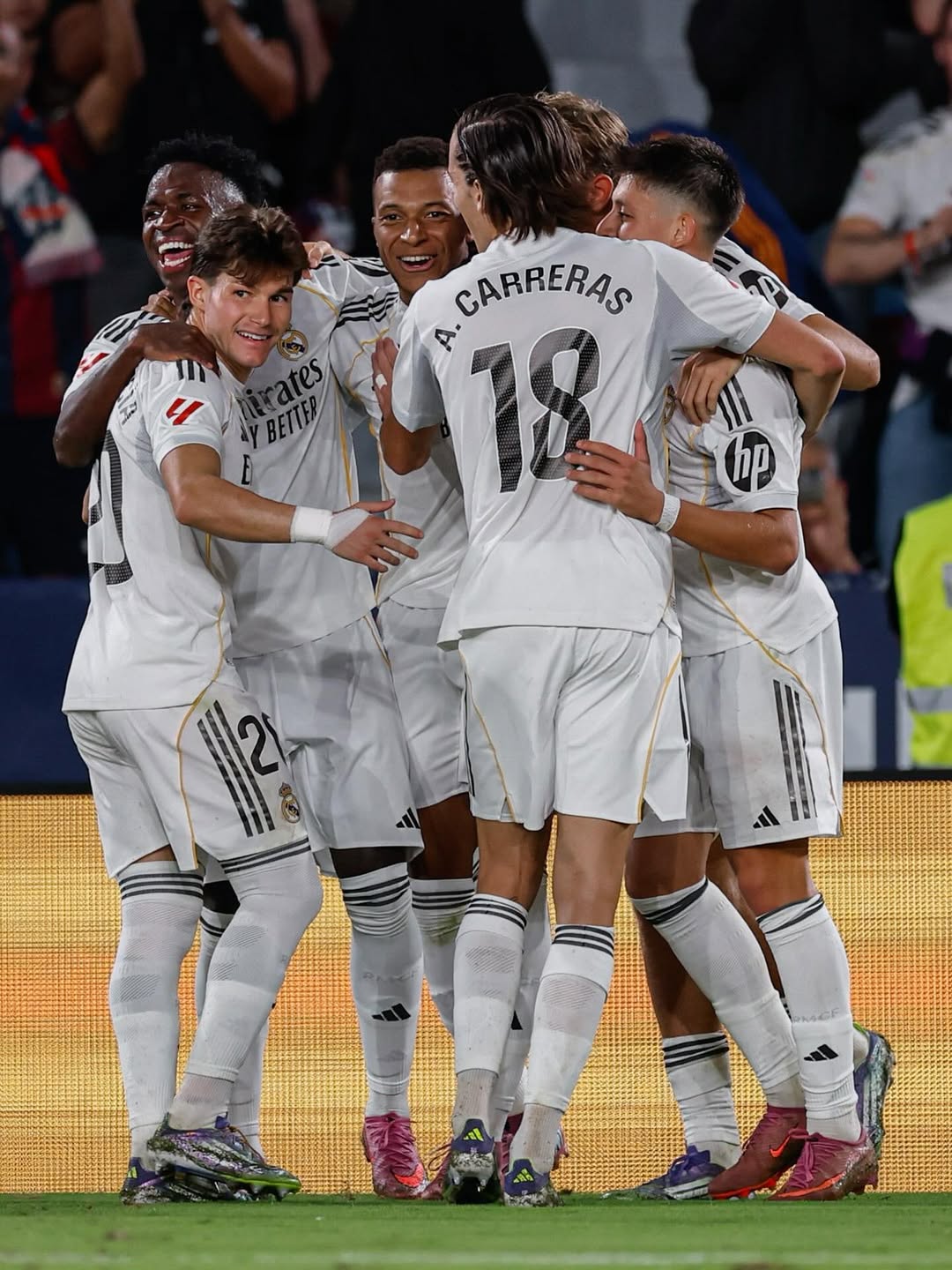 Real Madrid, Liverpool, Bayern, dan Napoli pertahankan rekor 100 persen kemenangan musim