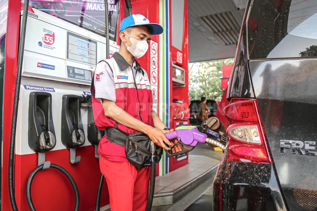Harga BBM Indonesia lebih tinggi dari Malaysia. Pertamina beberkan alasannya