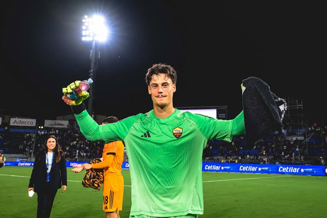 Mile Svilar Jadi Raja Clean Sheet Awal Serie A 2025/2026