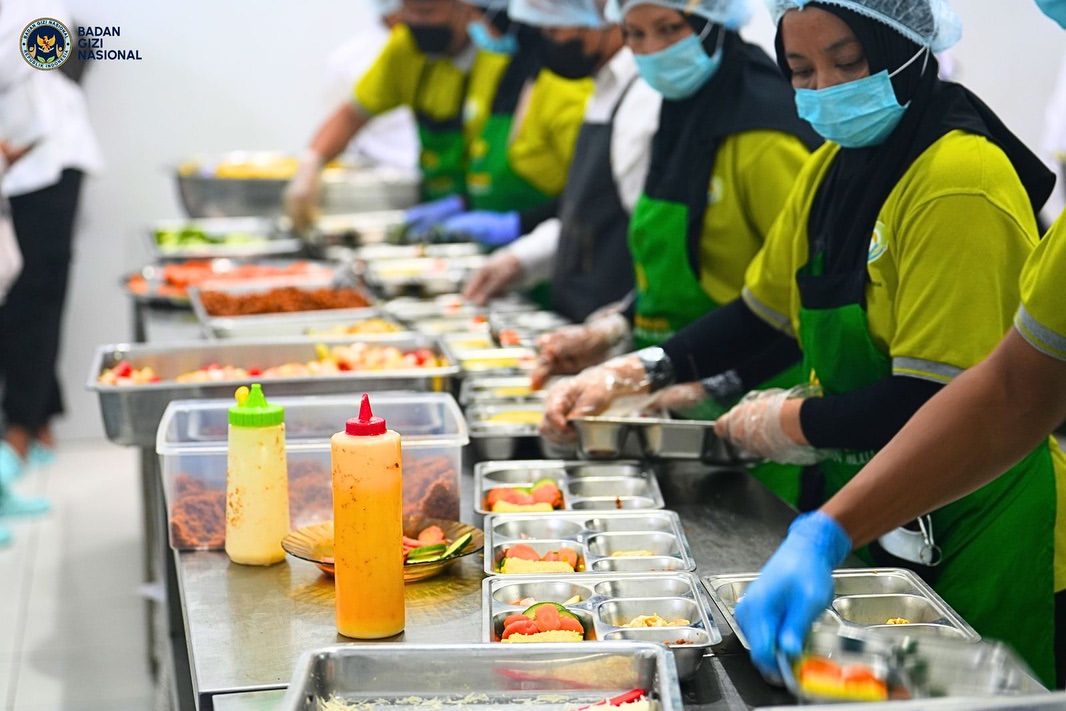 Ilustrasi dapur makanan bergizi gratis.