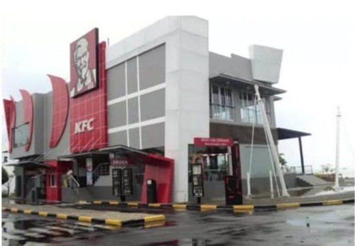 Meski laba bruto naik, KFC tetap tutup 19 gerai dan PHK 400 karyawan