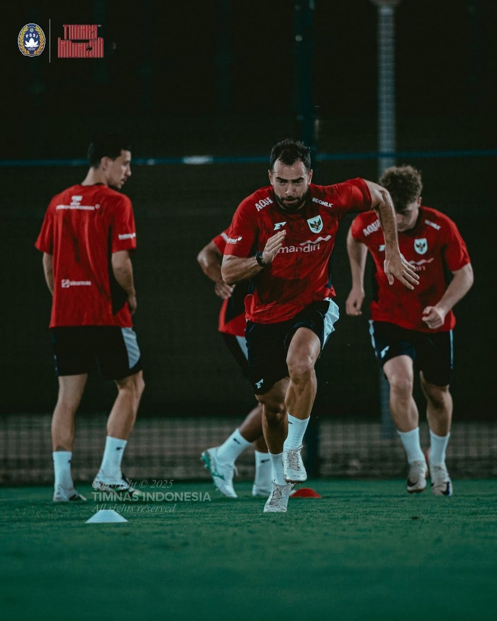 Timnas Indonesia menggelar latihan perdana sebagai persiapan awal sebelum bermain melawan tim tuan rumah Arab Saudi