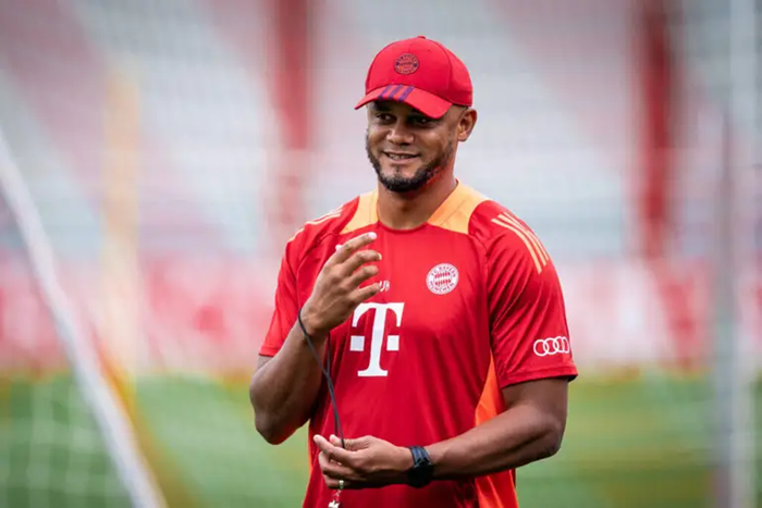 Diragukan di awal, Kompany sukses bawa Bayern tampil sempurna di semua kompetisi musim 2025/2026.