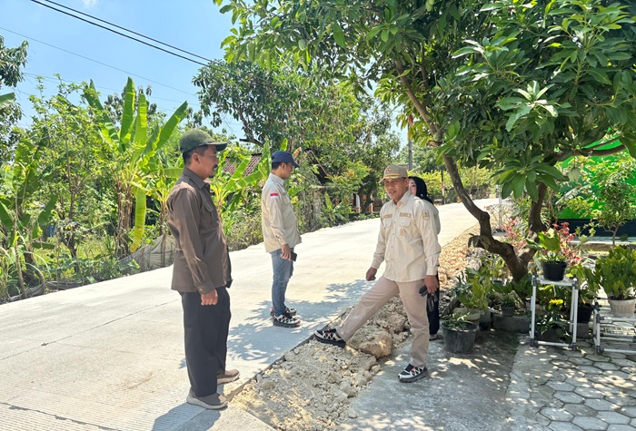 Komisi I DPRD Tuban memastikan kualitas pembangunan jalan di Kecamatan Singgahan.