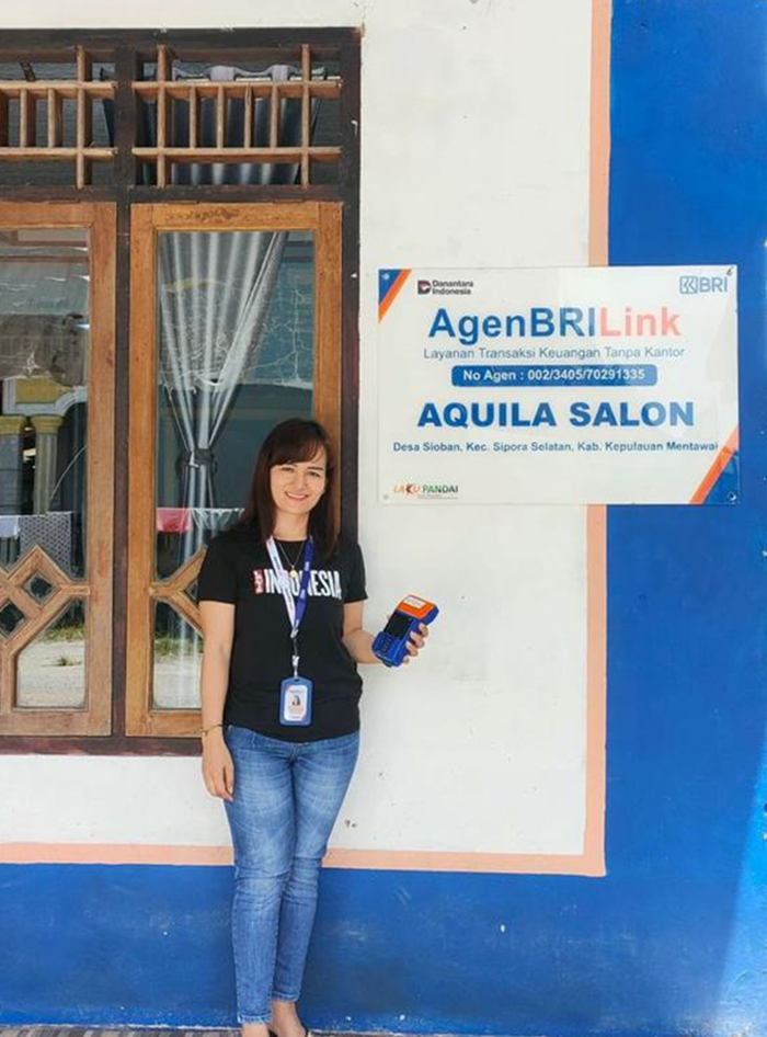 BRI Hadirkan Layanan Keuangan Hingga Pelosok Mentawai Lewat AgenBRILink Aquila Salon