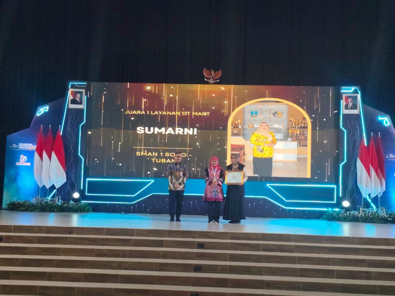 Berawal dari program sekolah yang konsisten, SMAN 1 Soko berhasil mengukir tujuh prestasi di berbagai ajang, salah satunya penghargaan MEA 2025 dari Gubernur Khofifah Indar Parawansa.