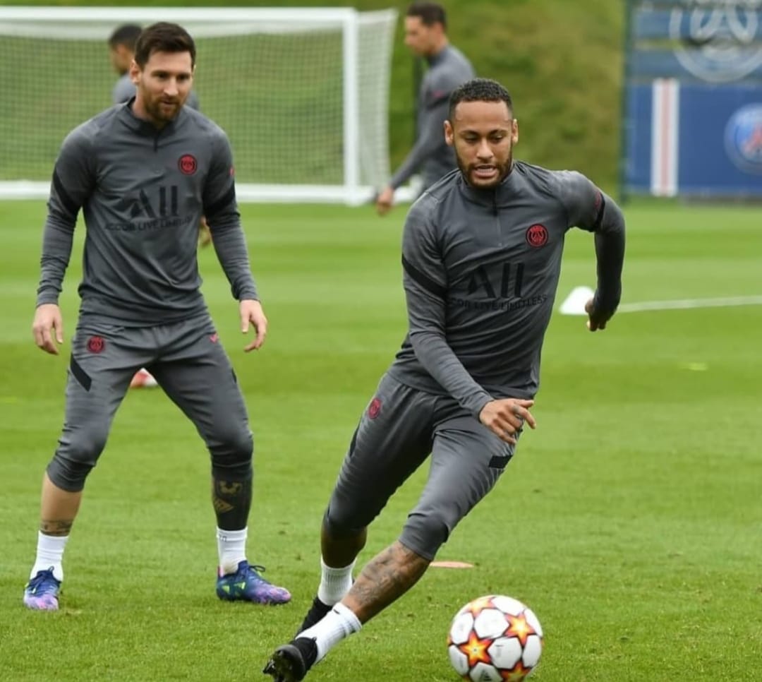 Messi dan Neymar saat masih membela PSG.