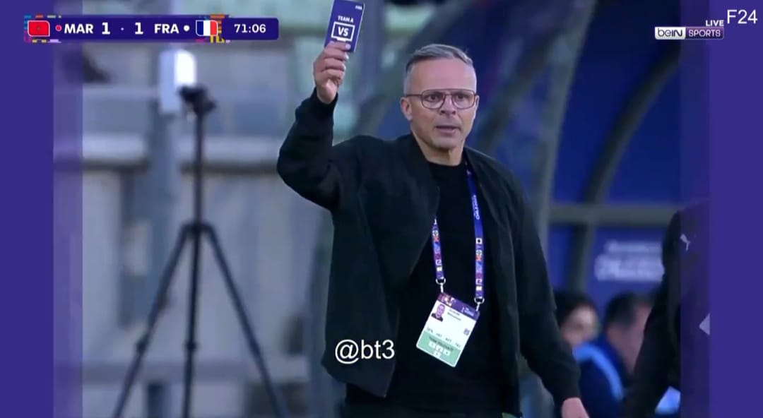 Tangkapan layar saat pelatih timnas Maroko gunakan kartu Review Request di piala dunia u-20.