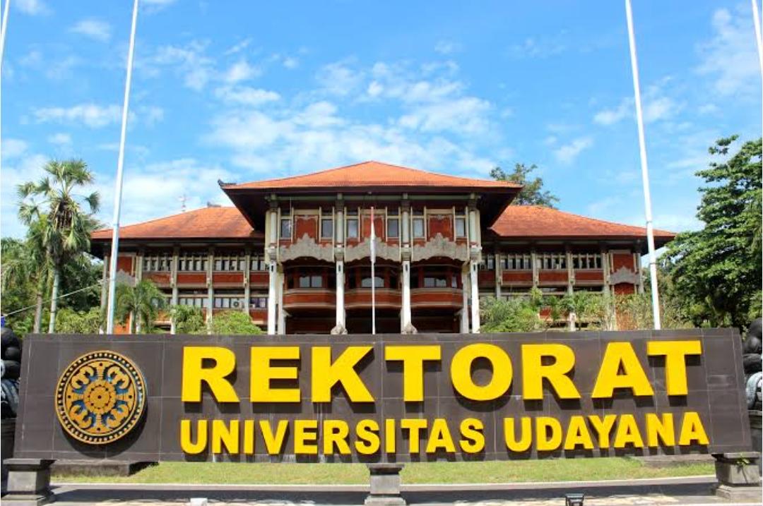 Sejumlah mahasiswa lintas fakultas Universitas Udayana, melakukan aksi perundungan kepada TAS.