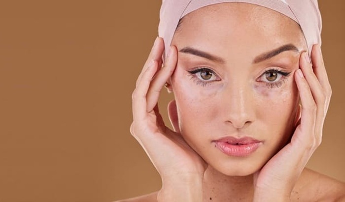 Ilustrasi make up crack.