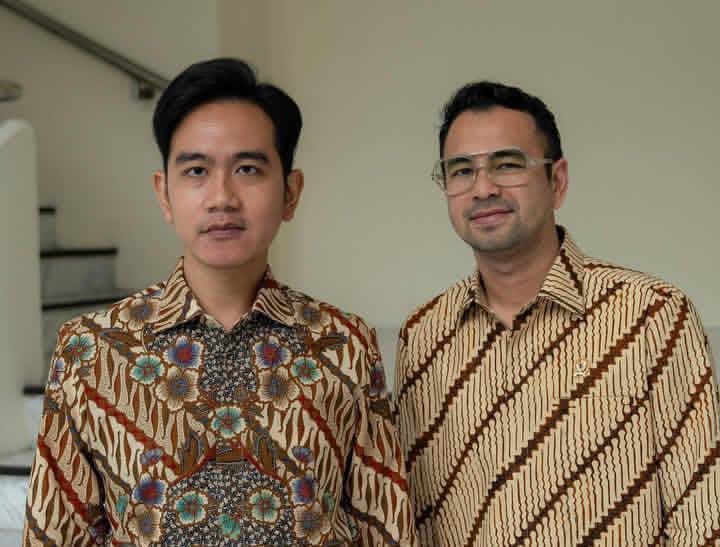 Raffi Ahmad menyampaikan evaluasi dan permintaan maaf atas kinerja pemerintahan Prabowo-Gibran, sekaligus mengajak generasi muda tetap optimistis.