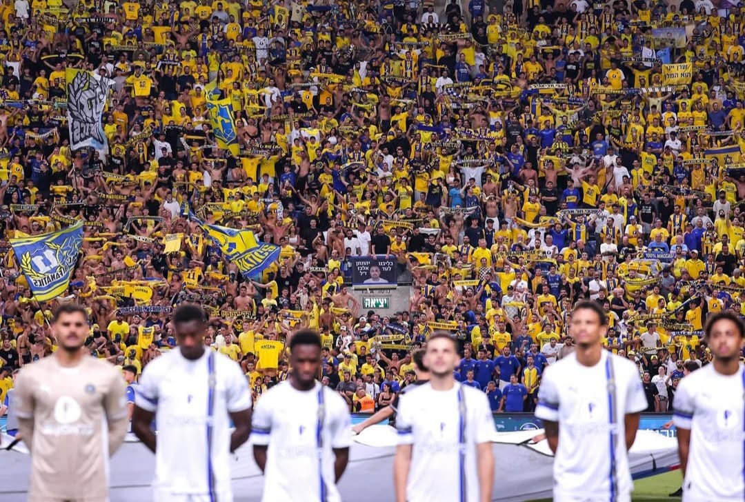 Ilustrasi pendukung tim Maccabi Tel Aviv.