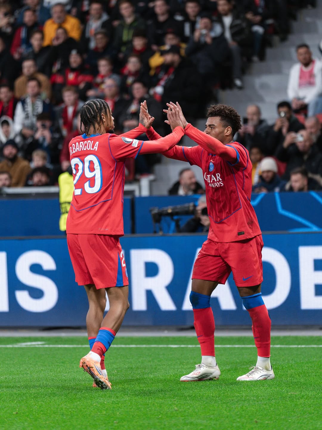 Liga Champions Memanas! PSG dan Bayern Perkasa, Barcelona dan Liverpool Terancam Tergelincir dari Zona Aman