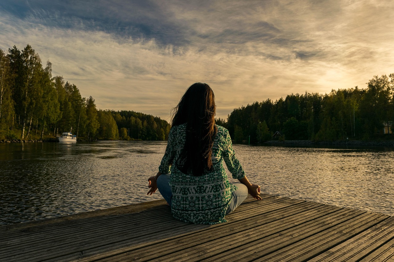 Biohacking jadi gaya hidup baru Gen Z yang ingin tingkatkan fokus dan energi lewat cara sederhana seperti meditasi.