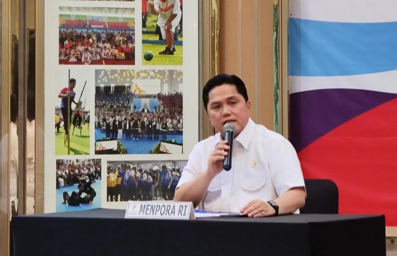 Erick Thohir menegaskan komitmen Indonesia dalam olahraga meski mendapat peringatan dari IOC, tetap berupaya mencari solusi.