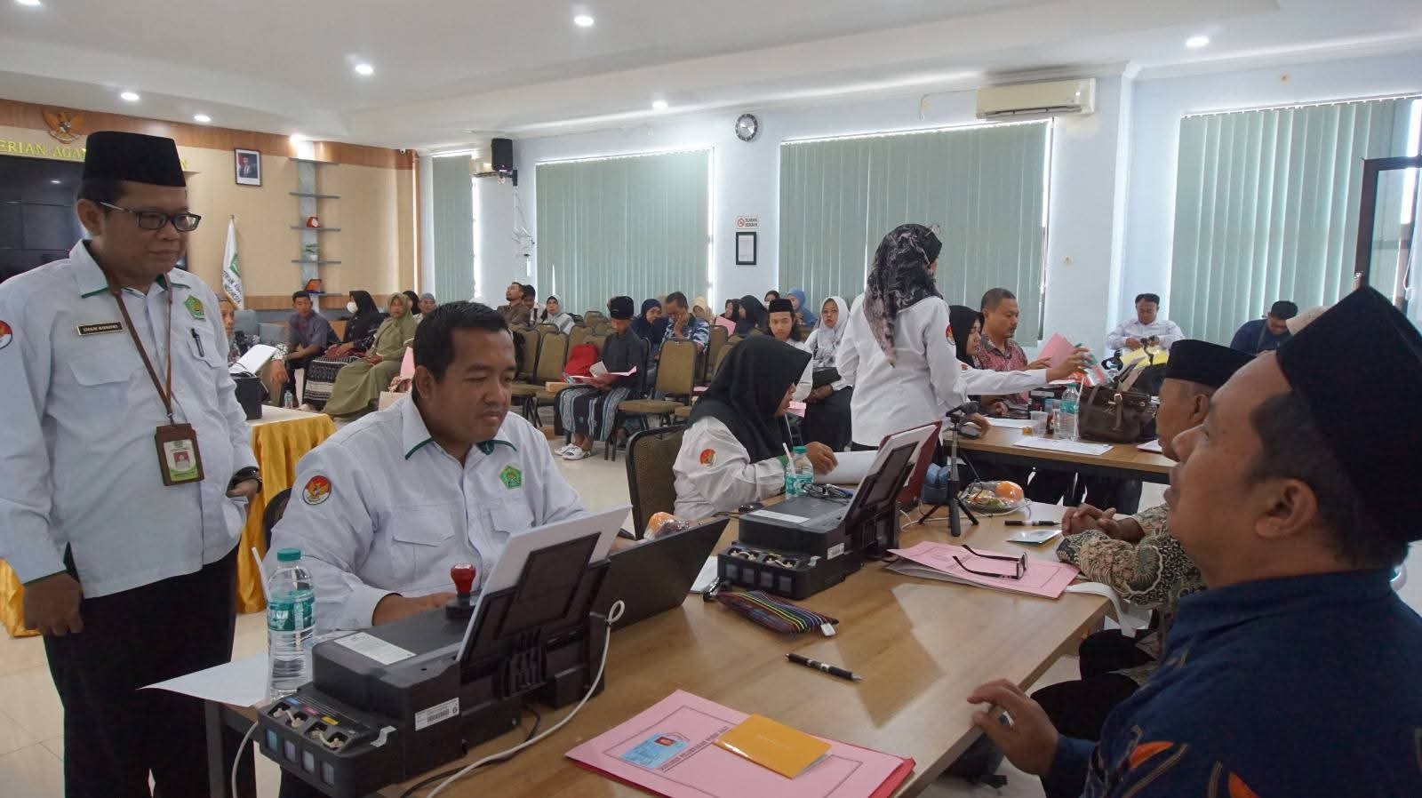 Meski UU baru telah disahkan, Kemenag Tuban belum menerima juknis pembagian aset dan struktur organisasi.