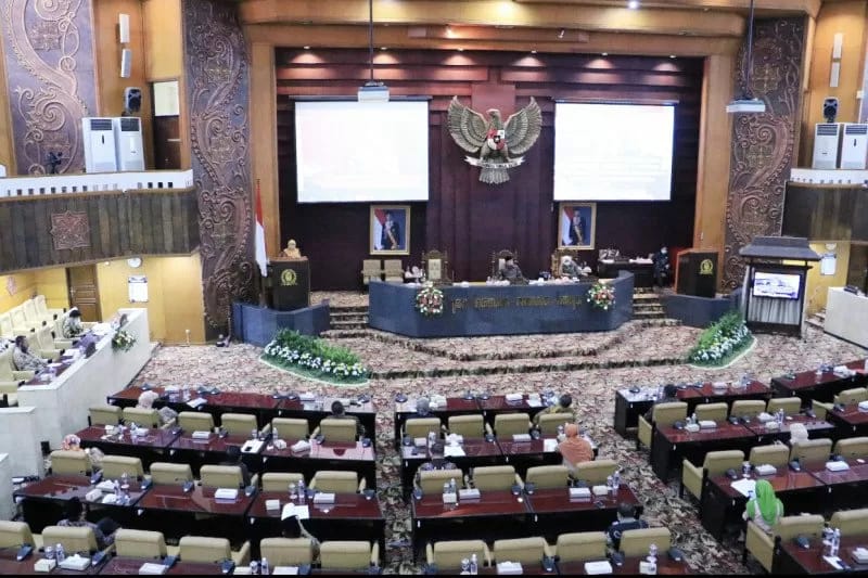 Ilustrasi gedung rapat paripurna DPRD Jatim