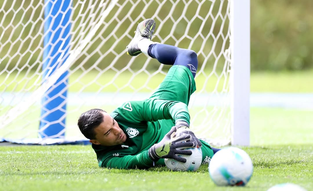 Kiper Timnas Indonesia Emil Audero