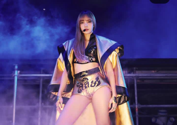 Lisa Blackpink.