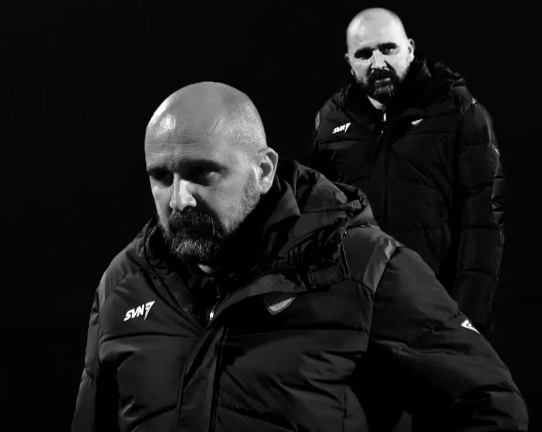 Pelatih Radnicki 1923, Mladen Zizovic, meninggal dunia saat memimpin timnya bertanding