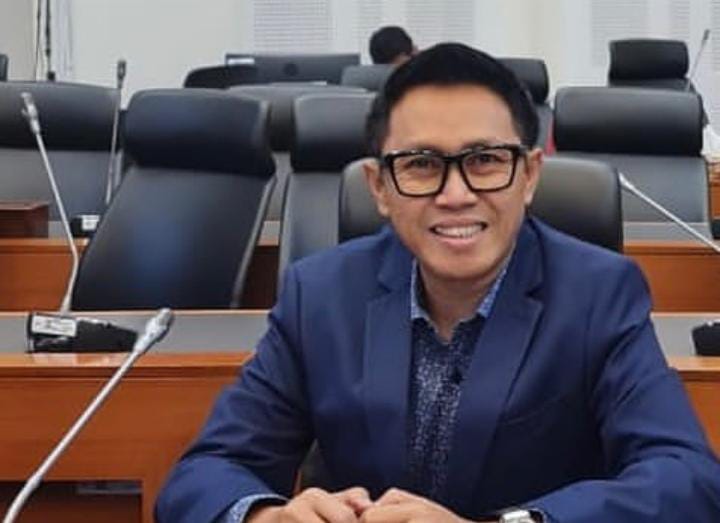 MKD DPR menjatuhkan sanksi nonaktif empat bulan kepada Eko Patrio atas pelanggaran kode etik DPR RI.