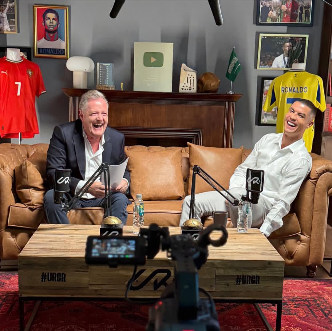Momen Cristiano Ronaldo saat diwawancarai Piers Morgan.