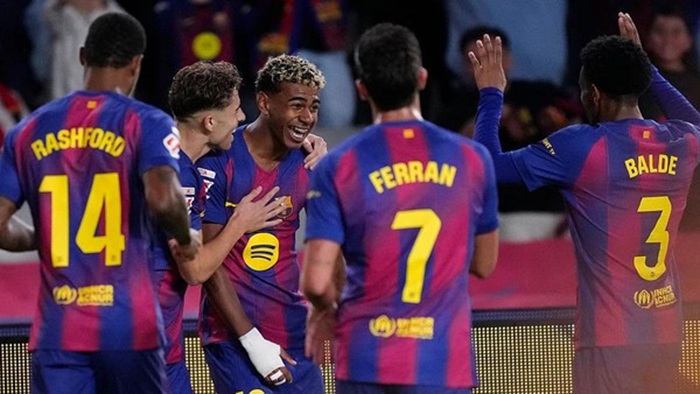Lamine Yamal ikut jadi sorotan setelah Barcelona menelan kekalahan di El Cl&aacute;sico.