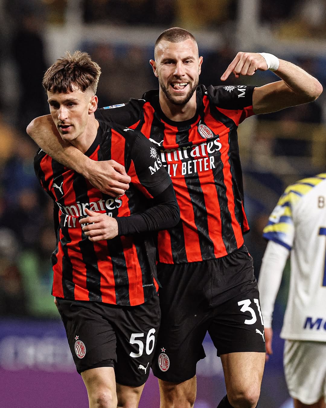 Statistik buruk striker Milan picu kritik. Rival cetak gol, Milan kembali bergantung pada sayap dan gelandang untuk menutup kekurangan.