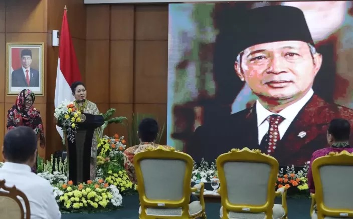 Gelar Pahlawan Nasional untuk Soeharto disahkan di Istana Negara meski ada pro dan kontra.