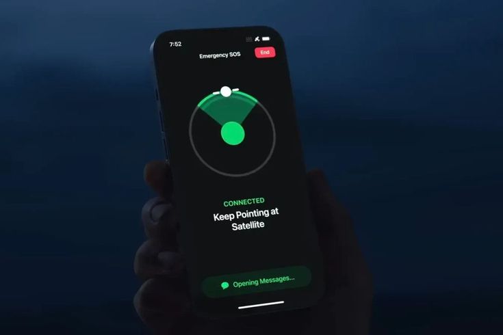 Apple hadirkan beberapa fitur baru terkait konektivitas satelit di iPhone.