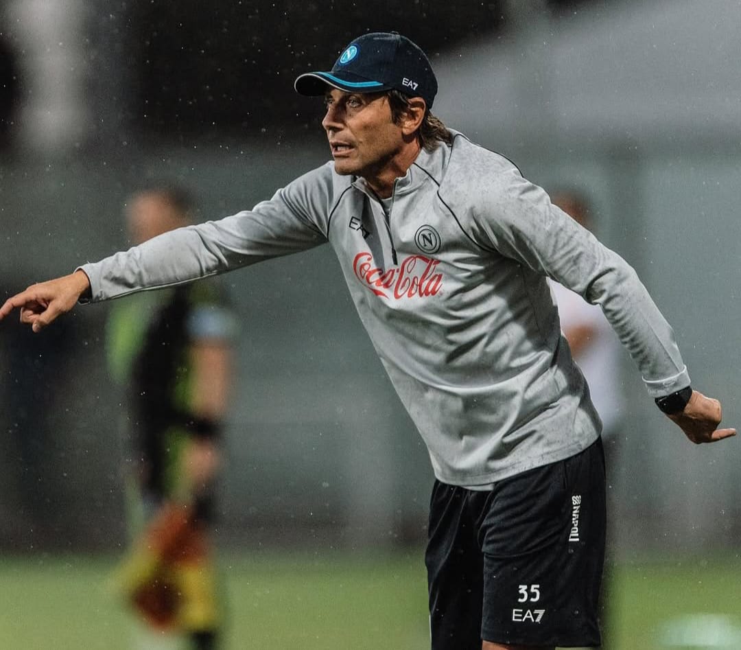 Pelatih Napoli, Antonio Conte.