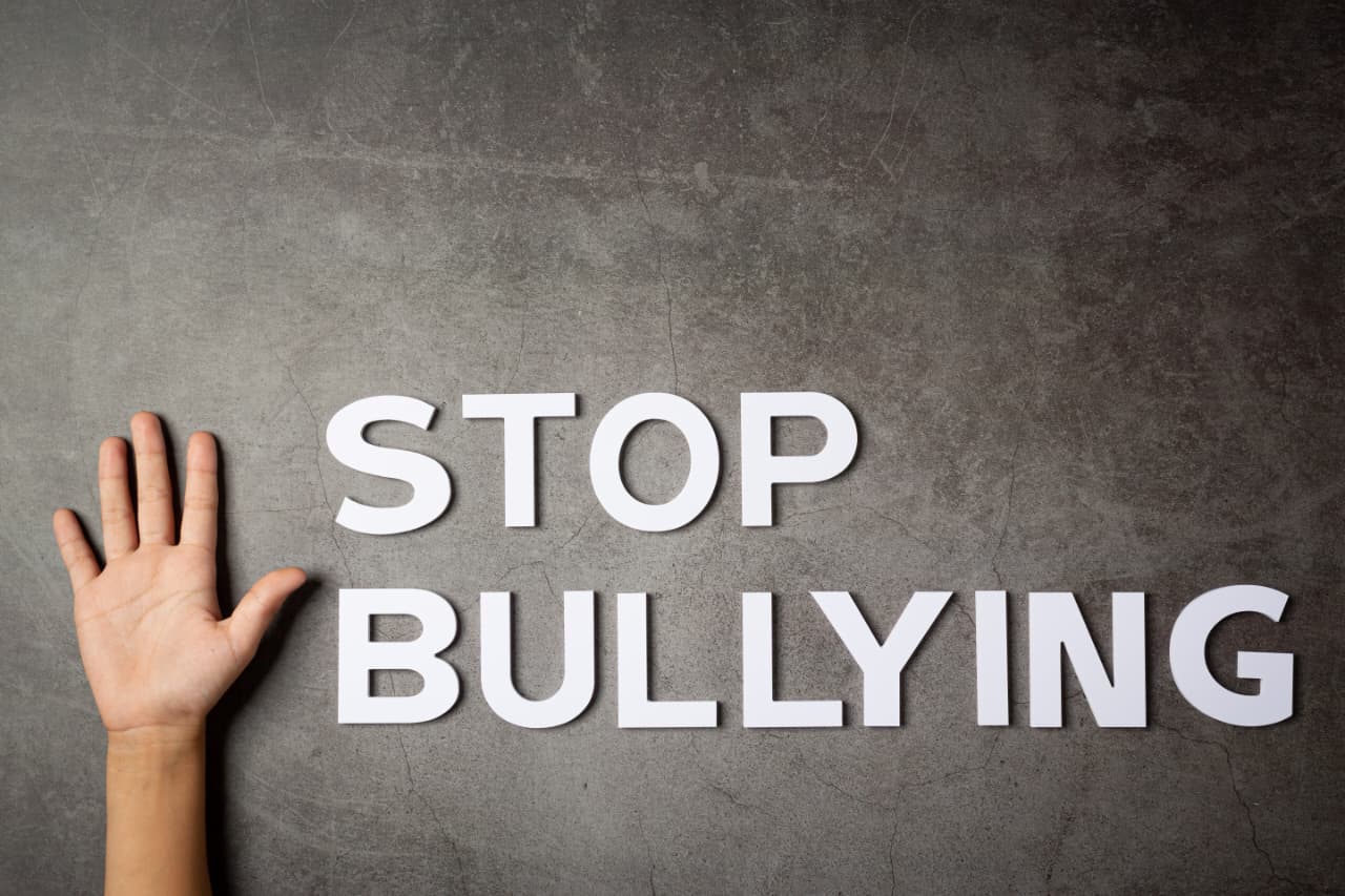 Ilustrasi stop bullying