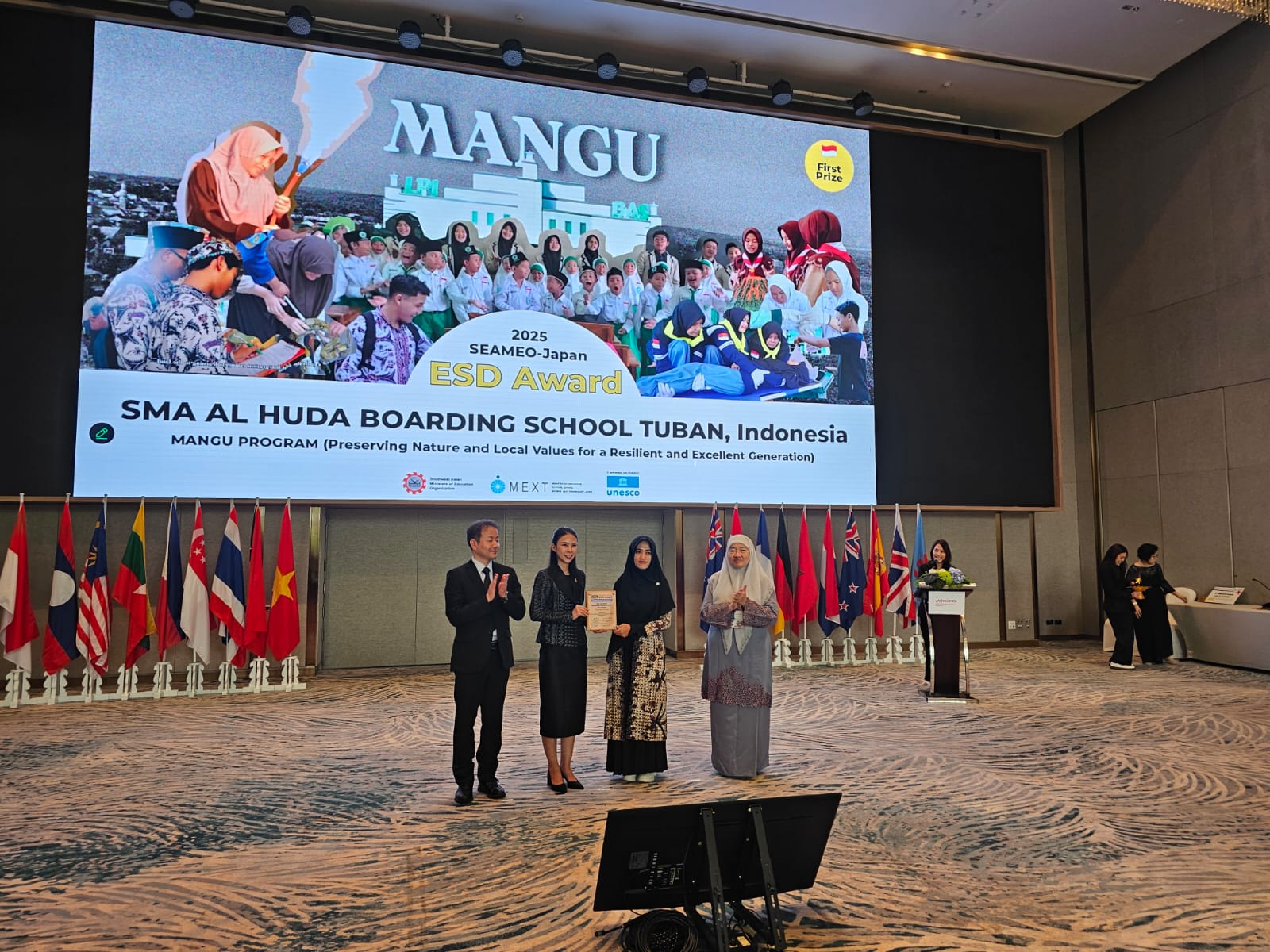 Program MANGU (Preserving Nature and Local Values for a Resilient and Excellent Generation) yang membaggakan Indonesia dan berkibar di internasional.