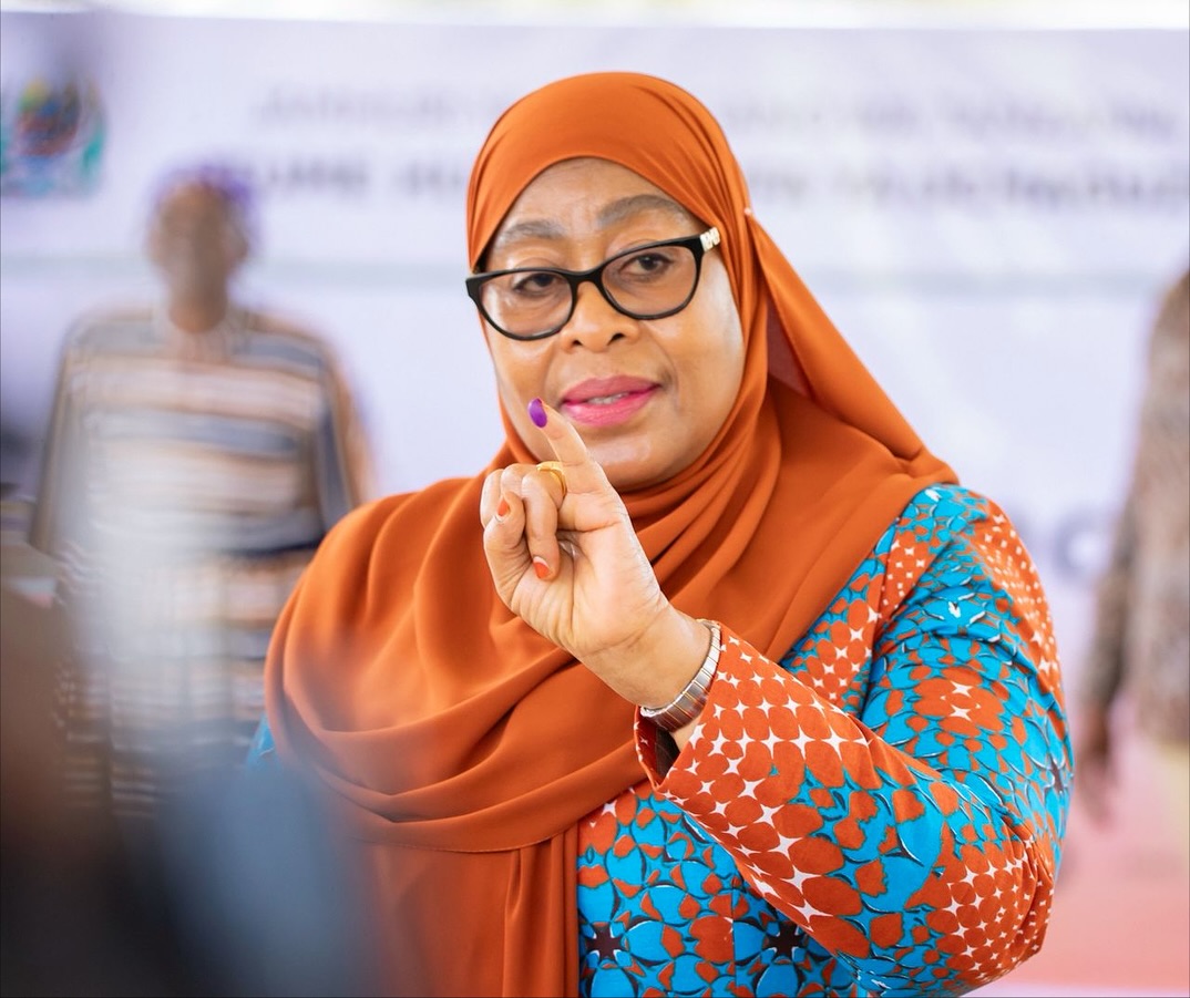 Presiden Samia Suluhu Hassan mendadak viral karena dugaan nepotisme