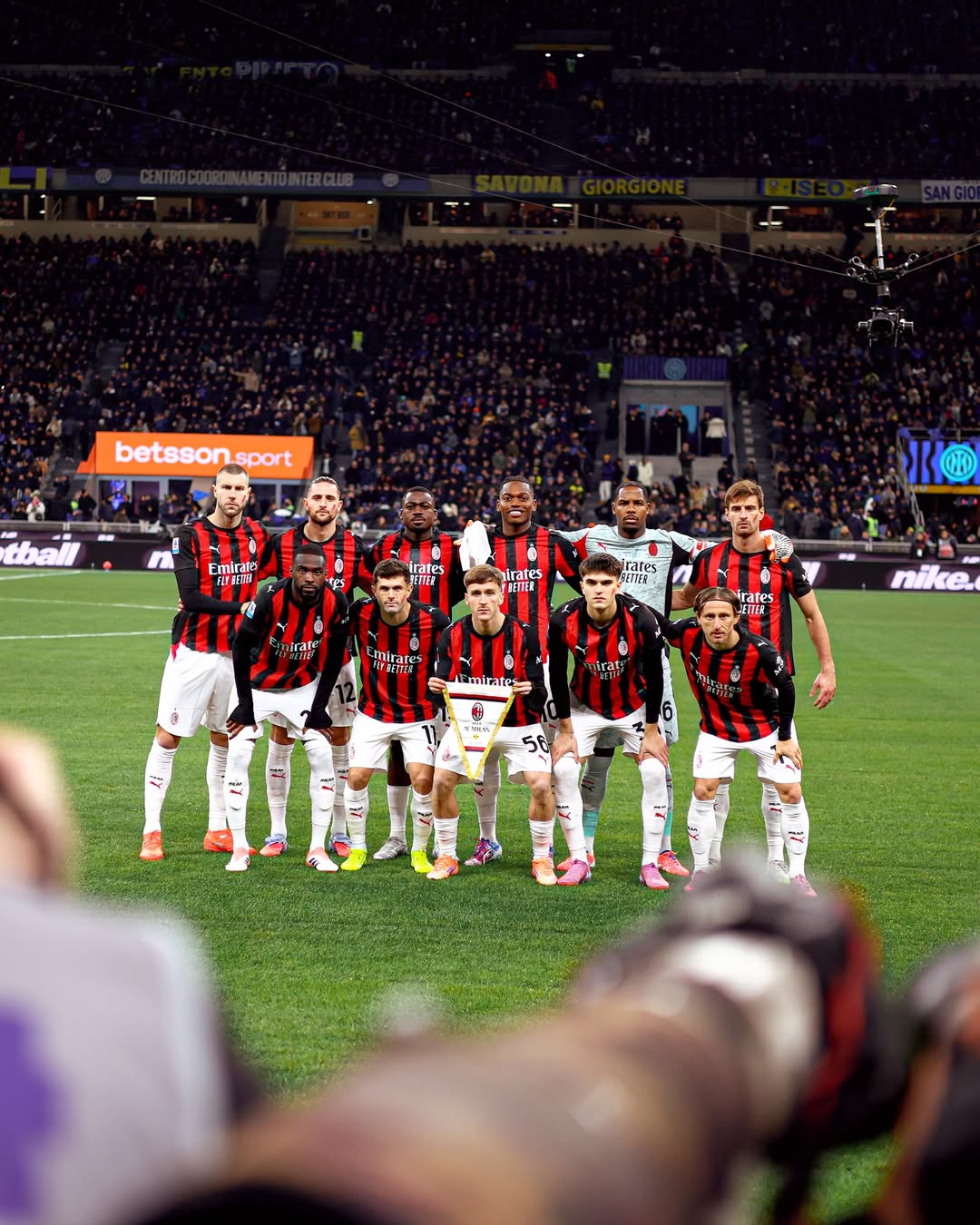 Tren kemenangan tipis 1-0 AC Milan memicu euforia baru