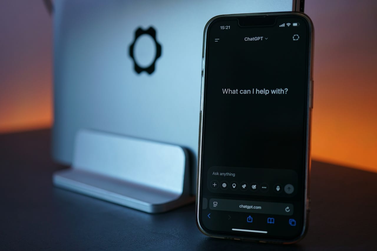 OpenAI diperkirakan akan hadirkan iklan untuk pengguna ChatGPT gratis.