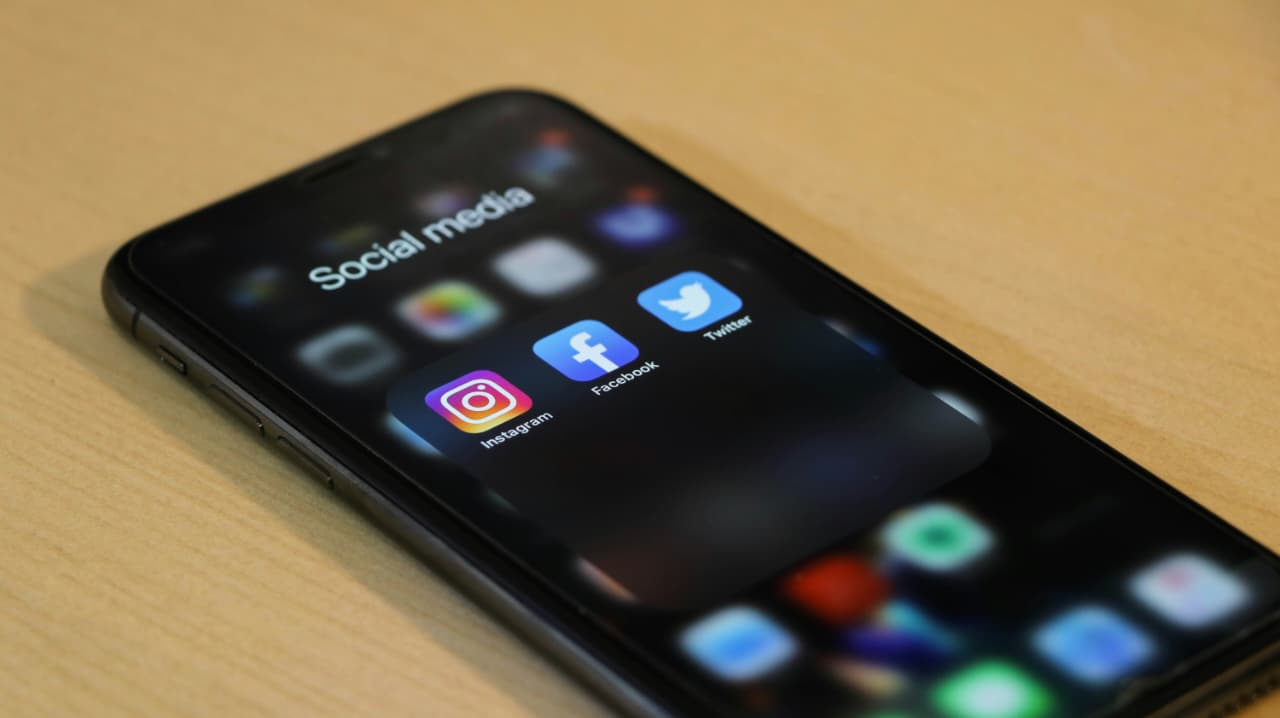 Apple umumkan serangkaian alat untuk bantu pengembang patuhi regulasi.