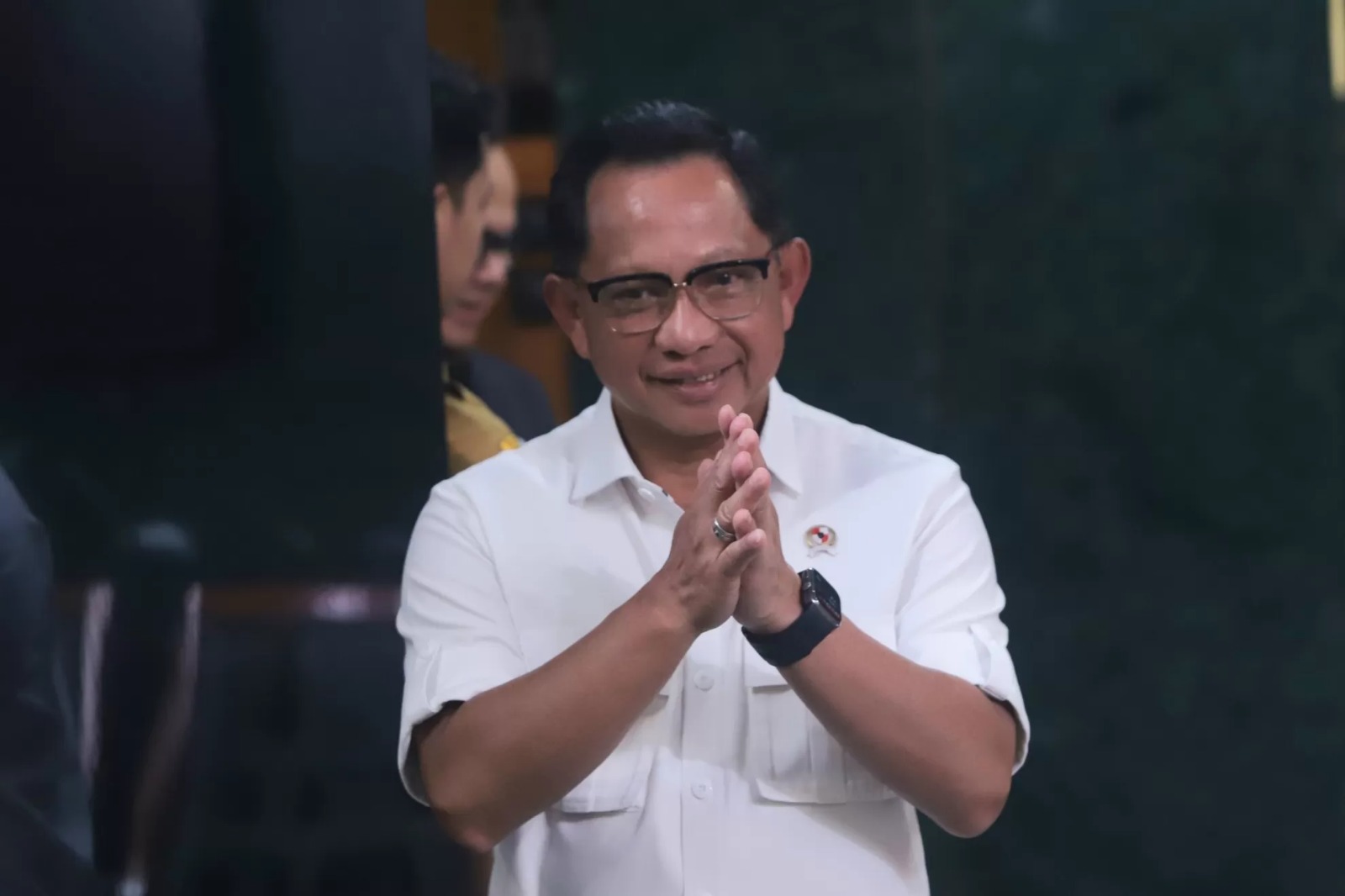 Menteri Dalam Negeri Tito Karnavian saat konferensi Pers terkait pemeriksaan Bupati Aceh Selatan