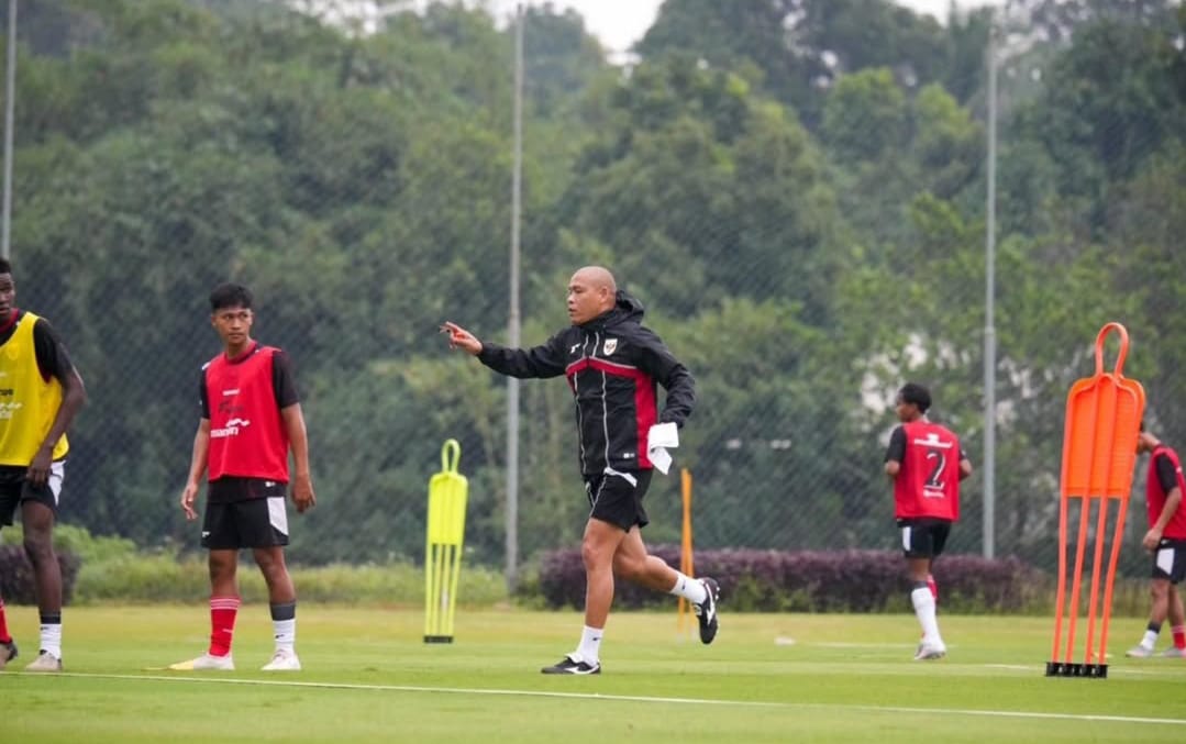 Pelatih Timnas Indonesia U-20, Nova Arianto.