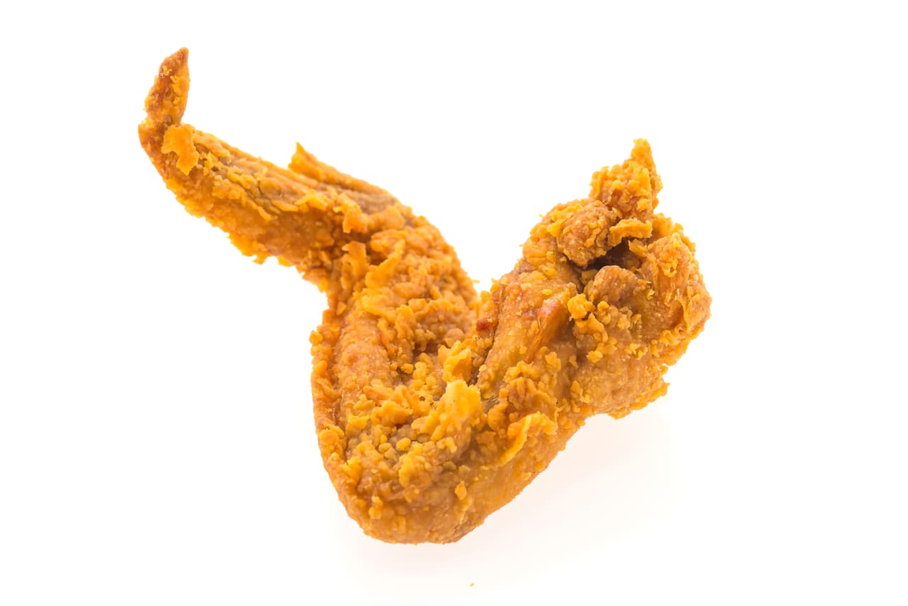 Fakta konsumsi sayap ayam diluruskan dari mitos hormon yang selama ini beredar di masyarakat.