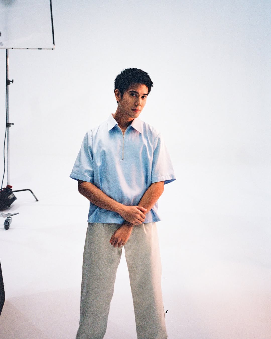 Iqbaal Ramadhan aktor dan musisi, dikenal lewat CJR