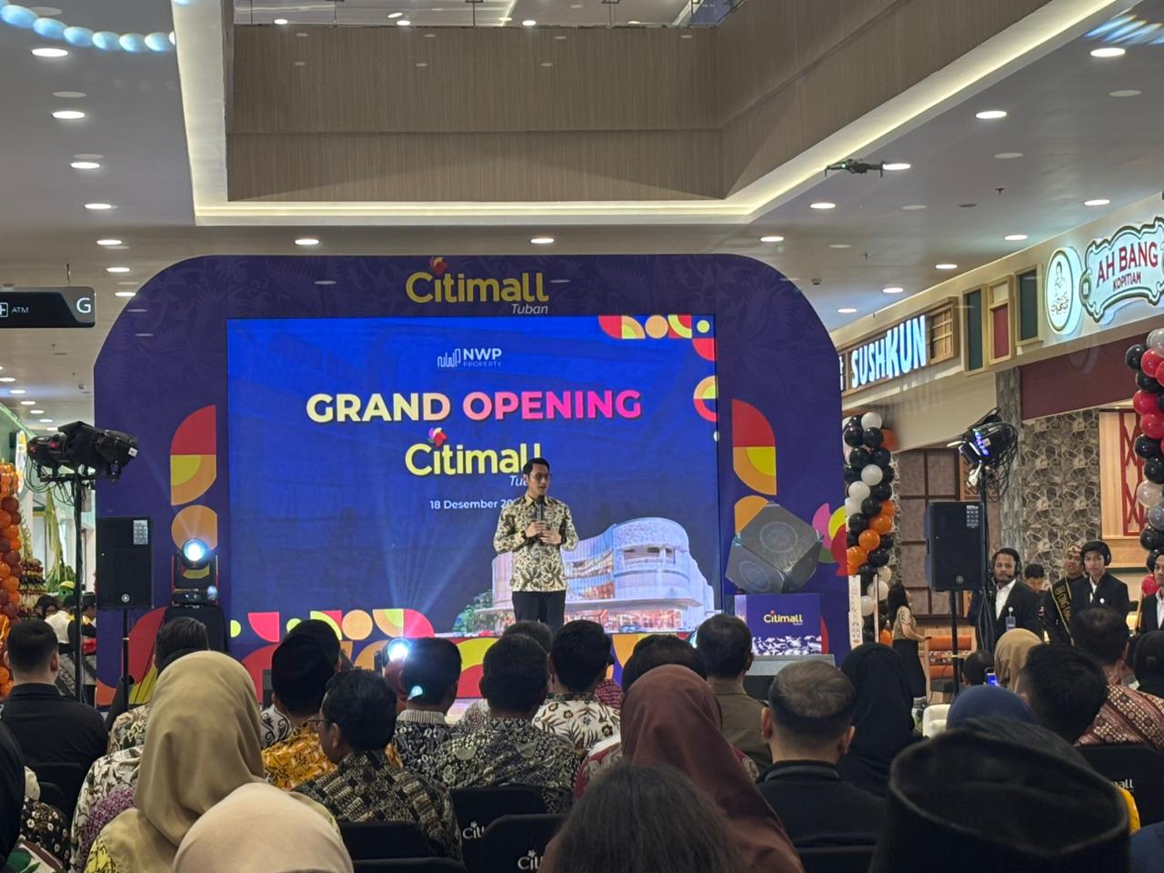 Diresmikan Bupati Tuban Mas Lindra, Citimall Tuban menjadi pusat ekonomi baru dengan dominasi tenant dan tenaga kerja lokal.