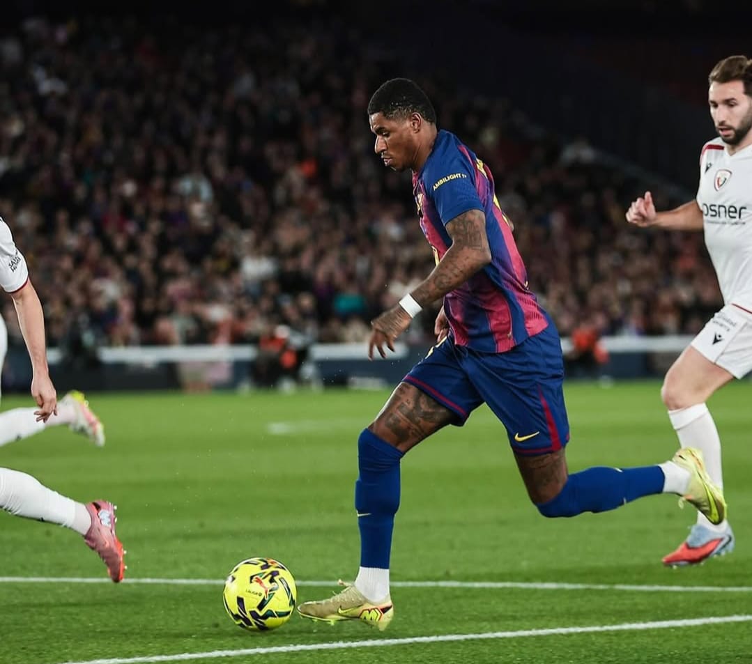 Aksi pemain Barcelona, Marcus Rashford saat berlaga di La Liga.