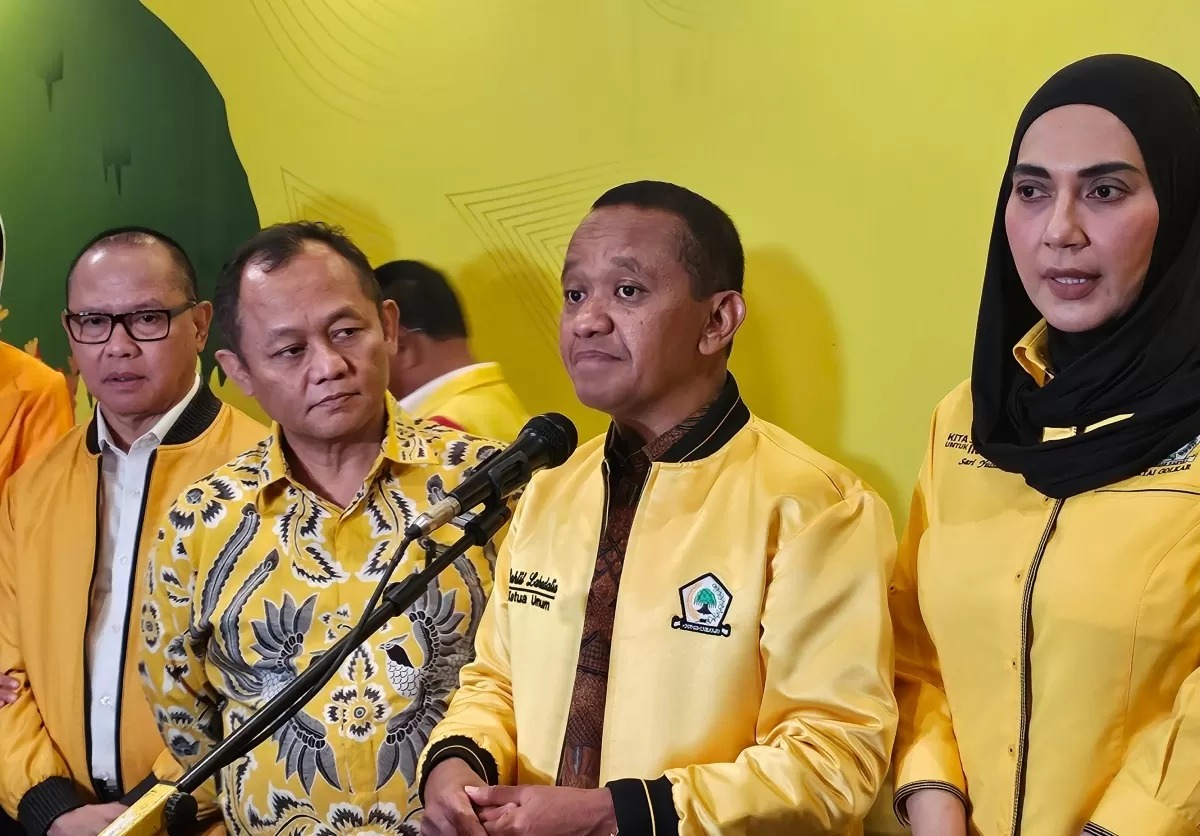 Ketua Umum Partai Golkar Bahlil Lahadalia saat Rapat Pimpinan Nasional (Rapimnas) I 2025 di kantor DPP Partai Golkar, Jakarta Barat, Sabtu (20/12).
